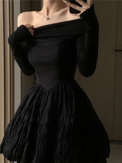 Black Mini Dress Women Long-sleeve Gothic Ball Gown Chic Party Wear Temper Vintage Slash Neck Sexy French Style Defined Vestidos
